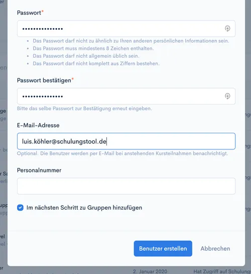 Unterer Teil des Dialogs ‘Benutzer erstellen’ mit optionalem Feld ‘E-Mail-Adresse’ und Button ‘Benutzer erstellen’